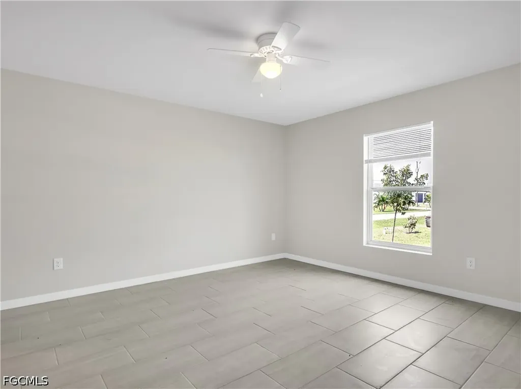 4620 SW 8th Court Cape Coral FL 33914