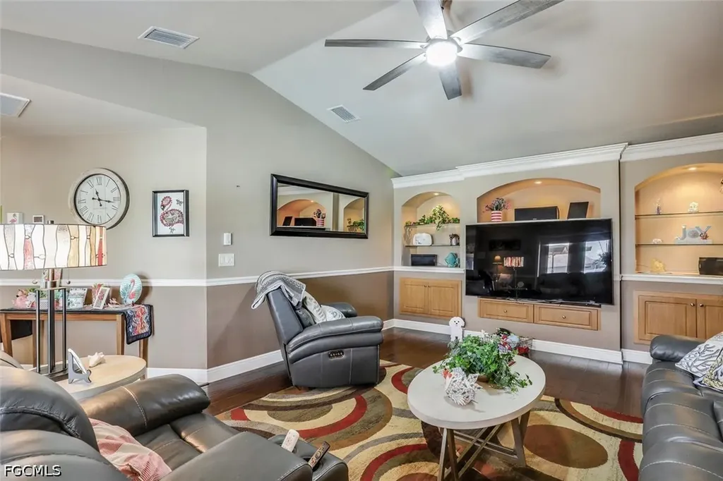 920 NW 3rd Avenue Cape Coral FL 33993