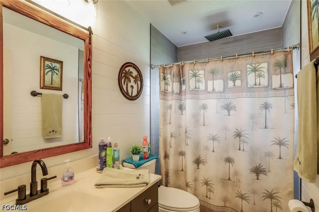 920 NW 3rd Avenue Cape Coral FL 33993