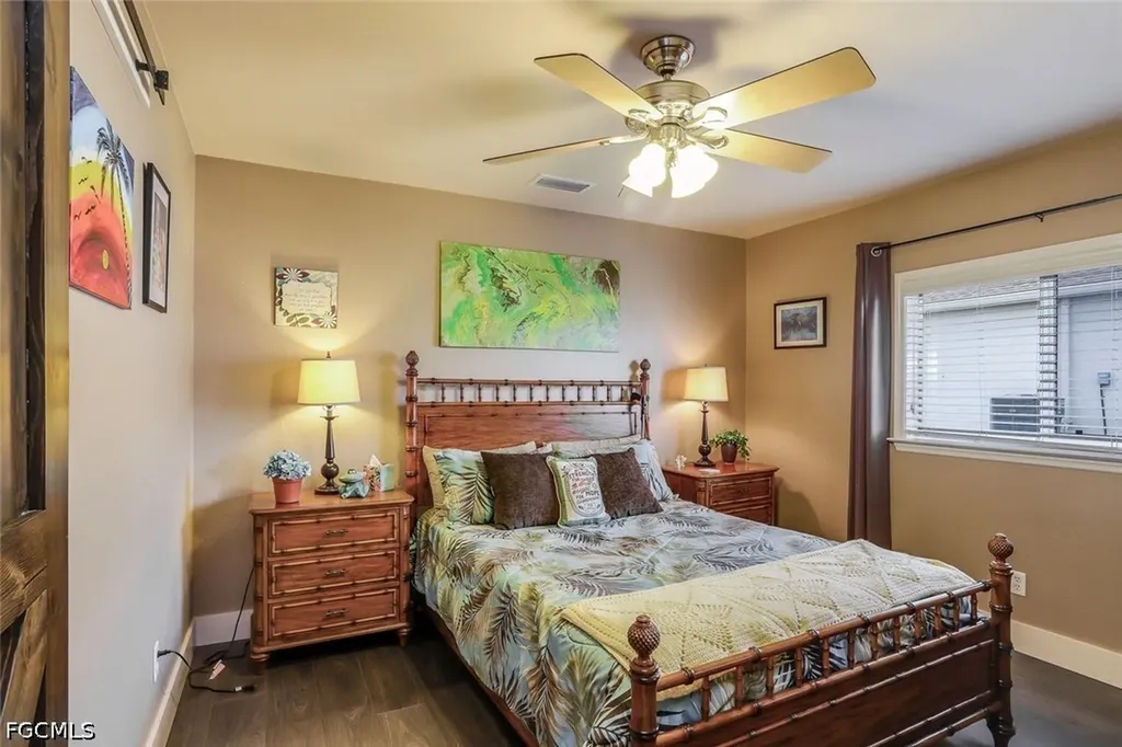 920 NW 3rd Avenue Cape Coral FL 33993