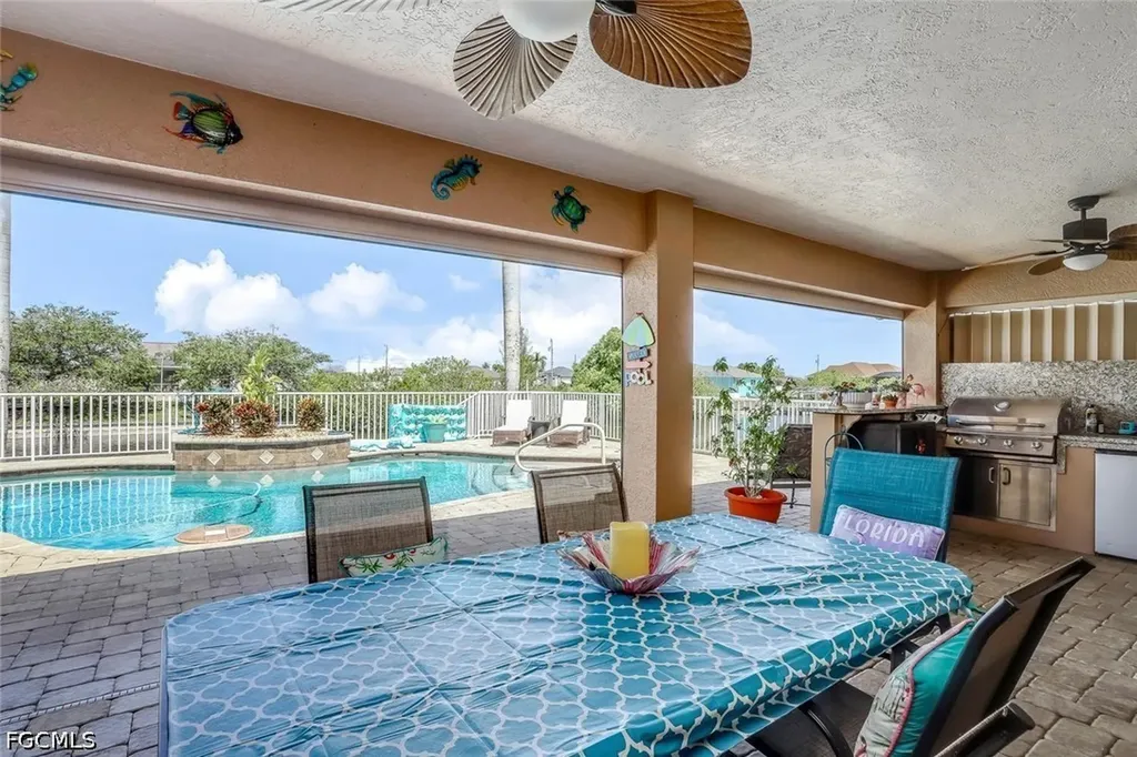 920 NW 3rd Avenue Cape Coral FL 33993