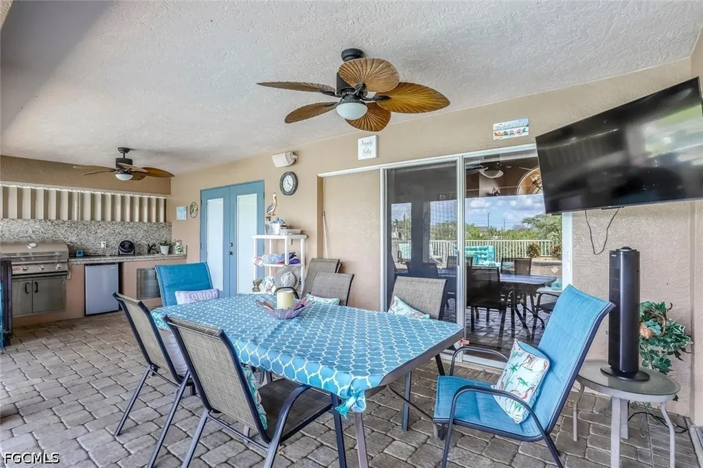 920 NW 3rd Avenue Cape Coral FL 33993