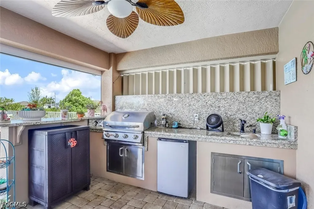 920 NW 3rd Avenue Cape Coral FL 33993