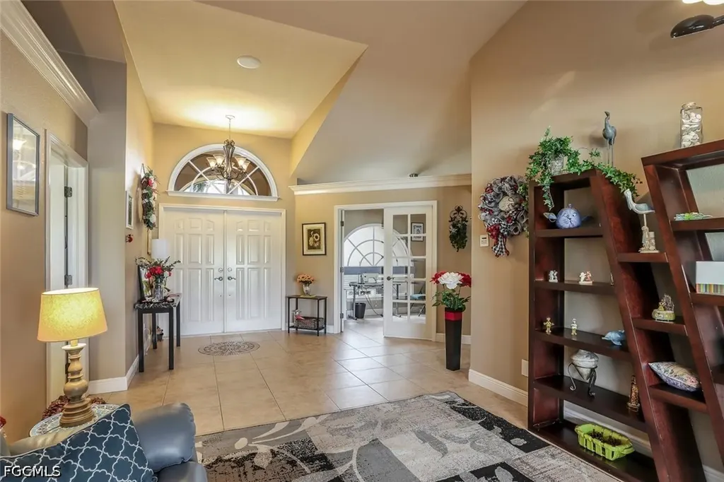 920 NW 3rd Avenue Cape Coral FL 33993