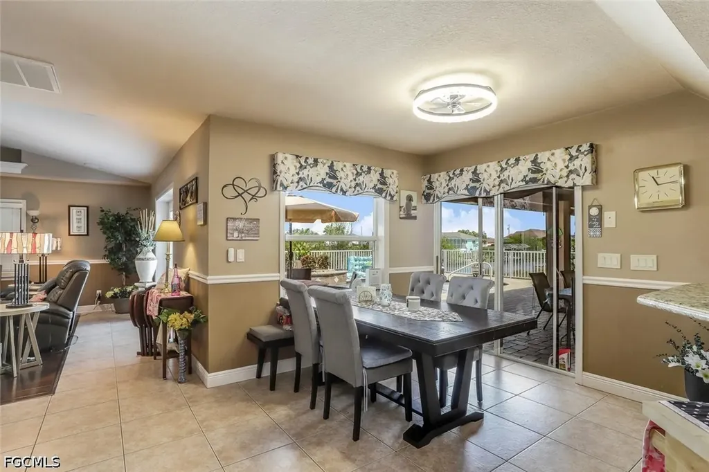 920 NW 3rd Avenue Cape Coral FL 33993