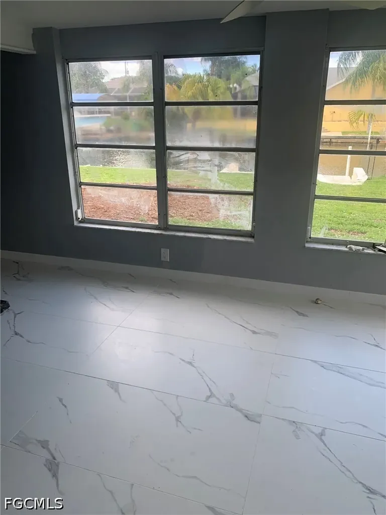 2214 SE 14th Terrace Cape Coral FL 33990