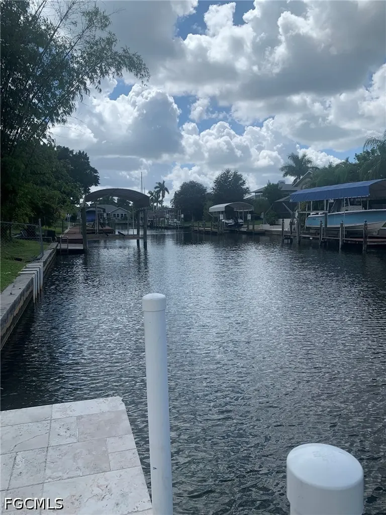 2214 SE 14th Terrace Cape Coral FL 33990