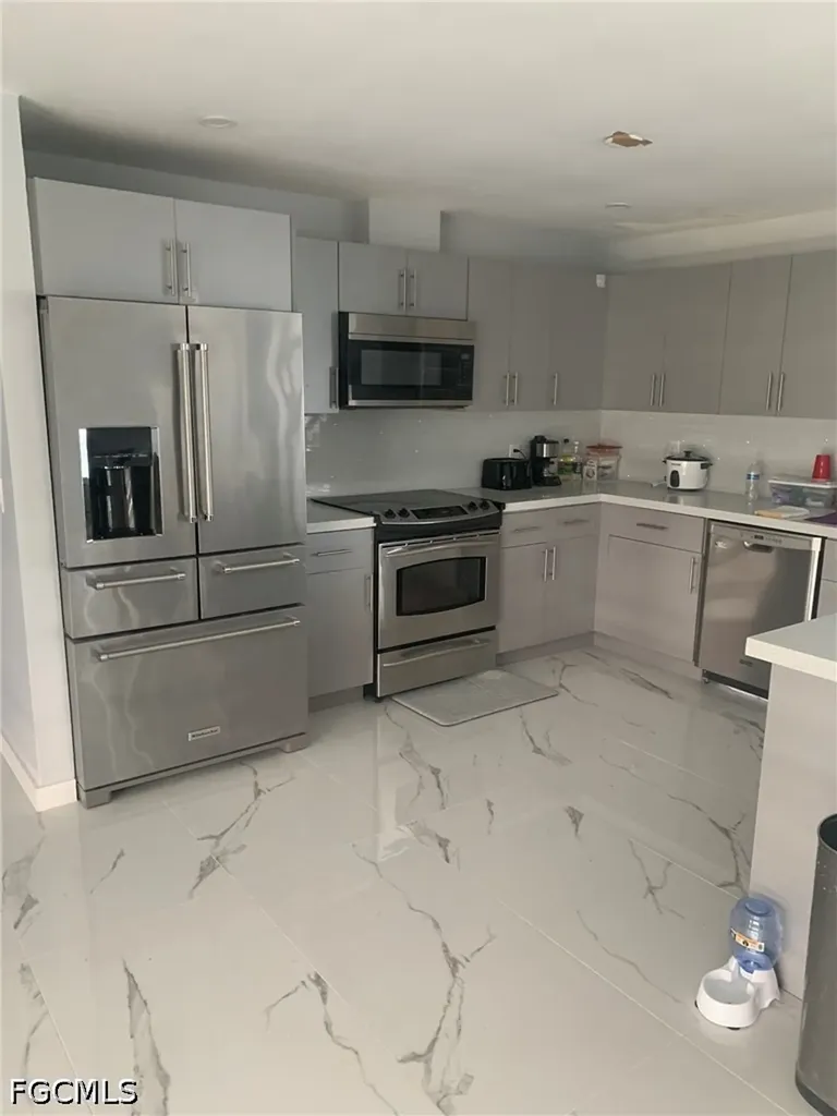2214 SE 14th Terrace Cape Coral FL 33990
