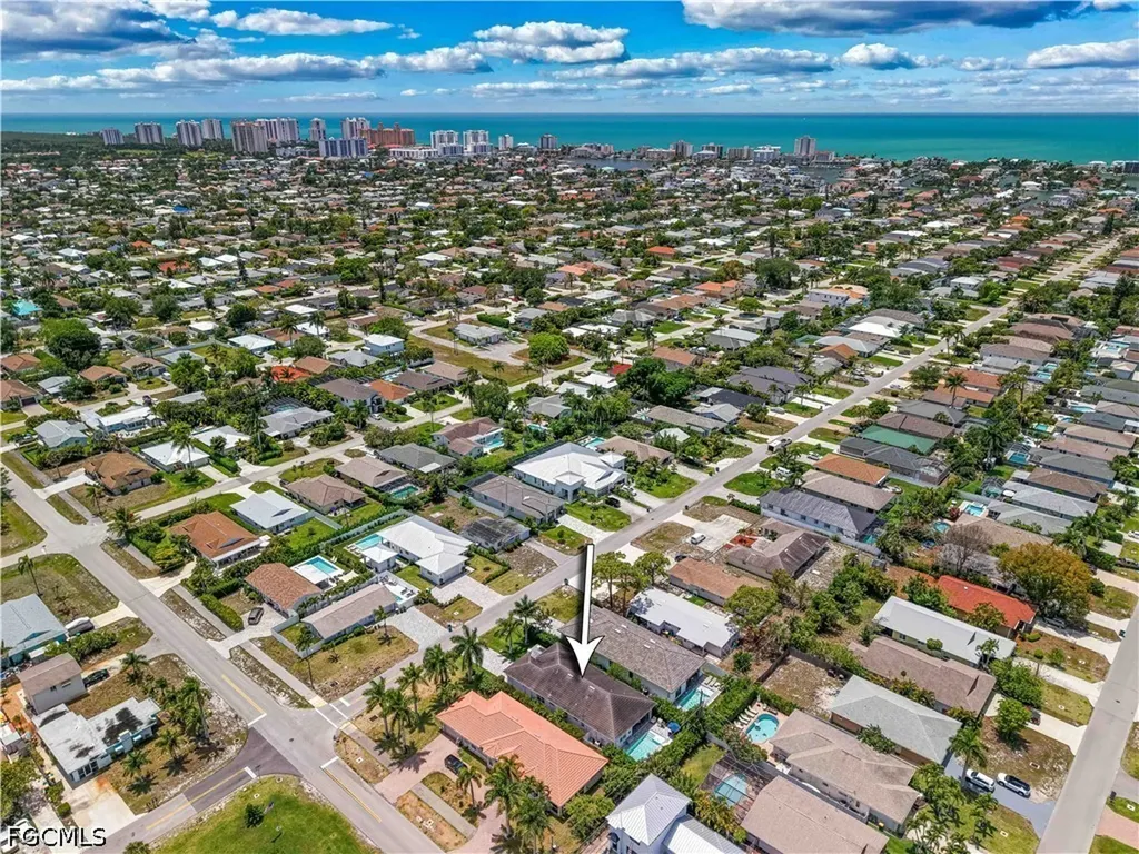 693 105th Avenue N Naples FL 34108