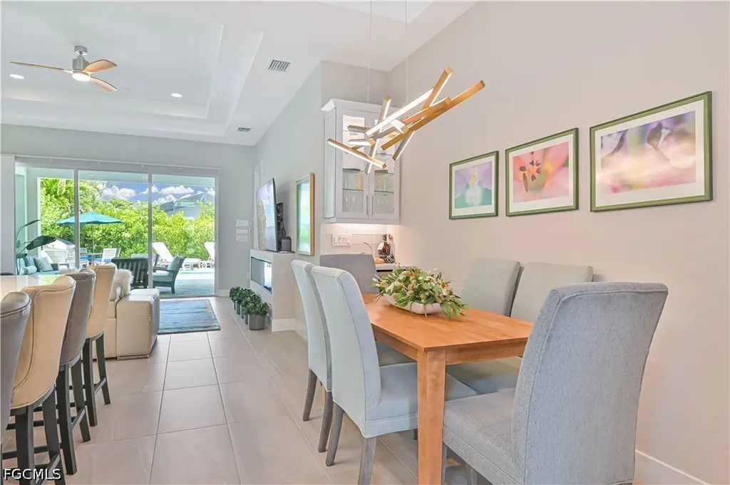 693 105th Avenue N Naples FL 34108