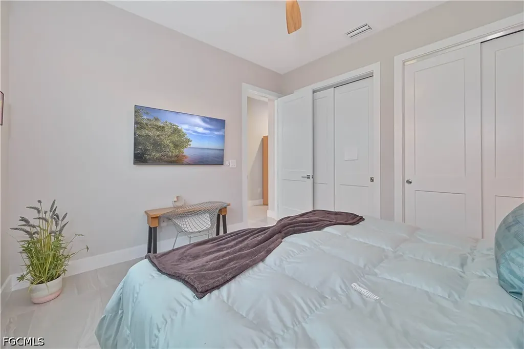 693 105th Avenue N Naples FL 34108