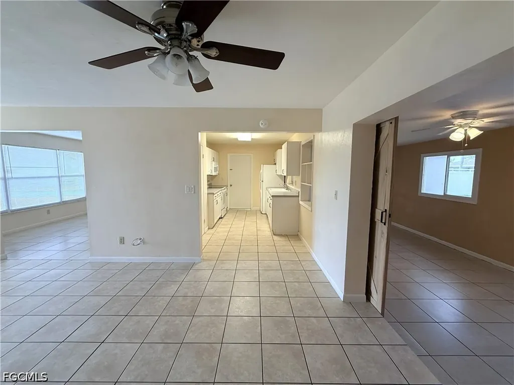 3814 SE 3rd Place Cape Coral FL 33904