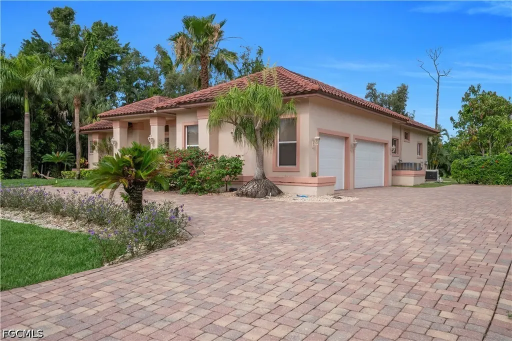 16971 Timberlakes Drive Fort Myers FL 33908