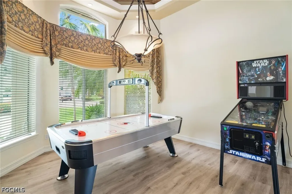 1523 Hermitage Lane Cape Coral FL 33914