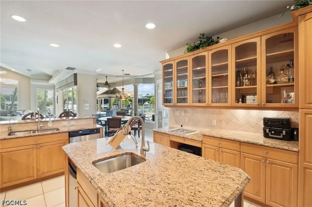 1523 Hermitage Lane Cape Coral FL 33914