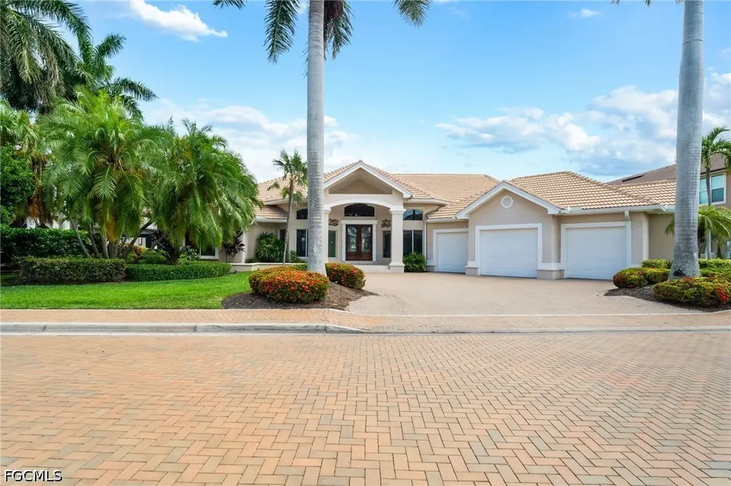1523 Hermitage Lane Cape Coral FL 33914