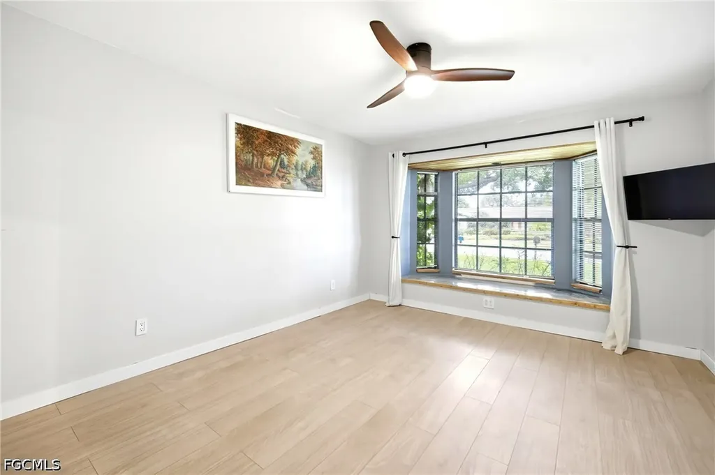 4317 SE 16th Place Cape Coral FL 33904