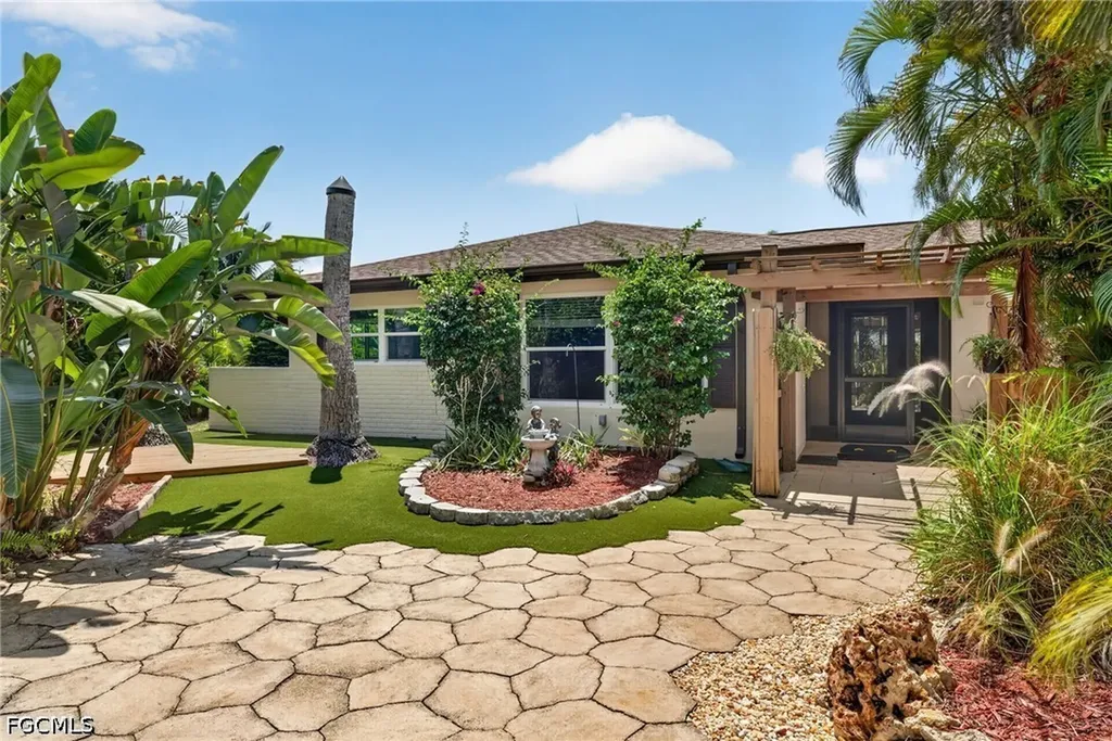 4419 N Pacific Circle North Fort Myers FL 33903