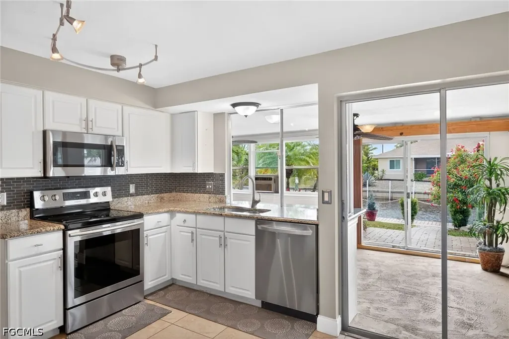 4419 N Pacific Circle North Fort Myers FL 33903