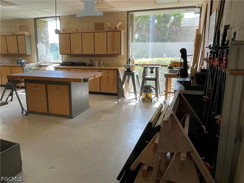 1700 Pine Valley Drive Fort Myers FL 33907