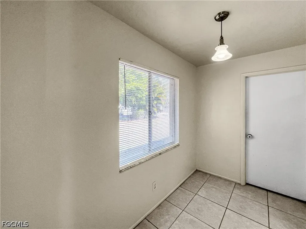 2239 Iris Way Fort Myers FL 33905