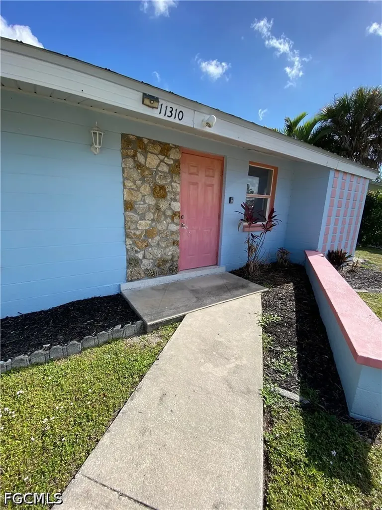 11310 Linda Loma Drive Fort Myers FL 33908