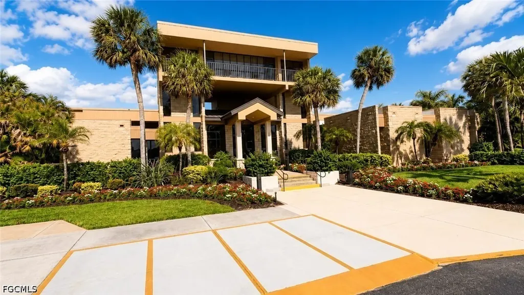 7430 Lake Breeze Drive Fort Myers FL 33907
