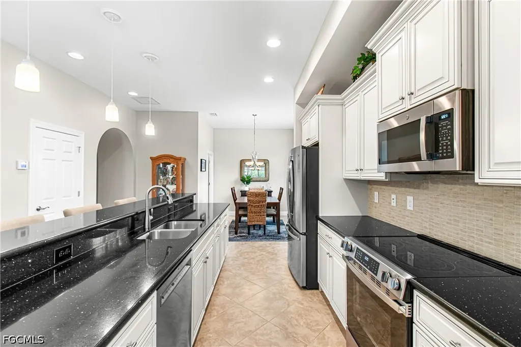 10423 Materita Drive Fort Myers FL 33913