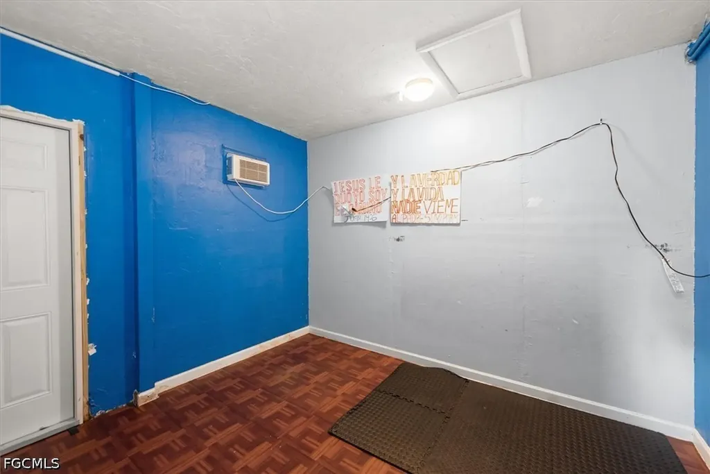 12337 Fourth Street Fort Myers FL 33905