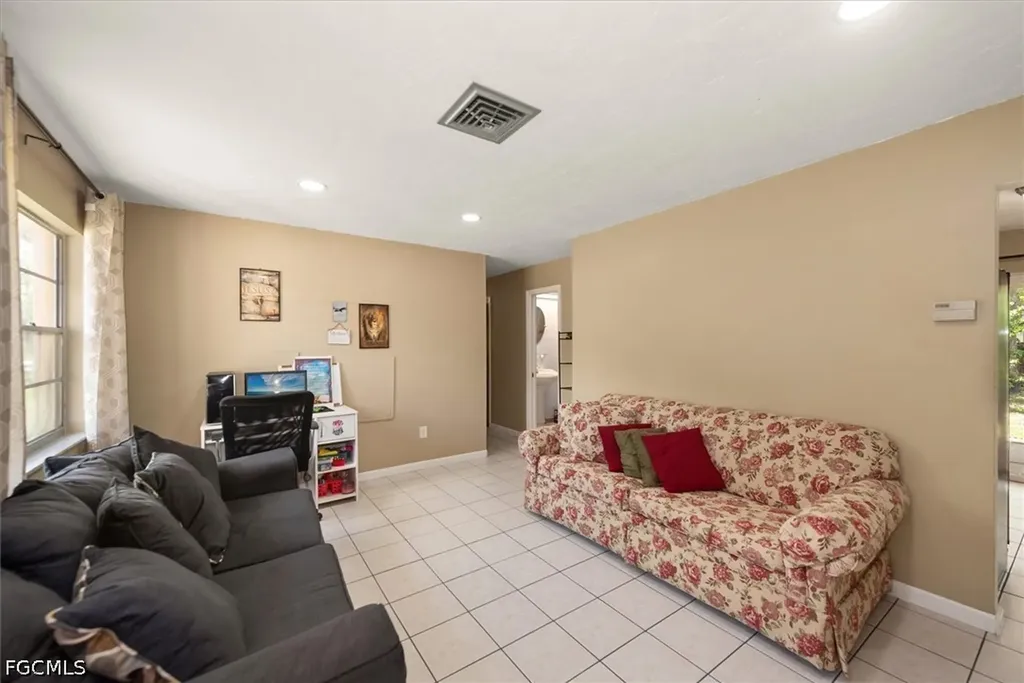 12337 Fourth Street Fort Myers FL 33905