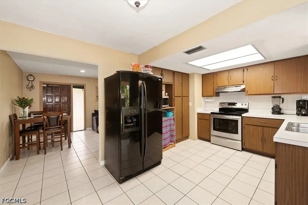 12337 Fourth Street Fort Myers FL 33905