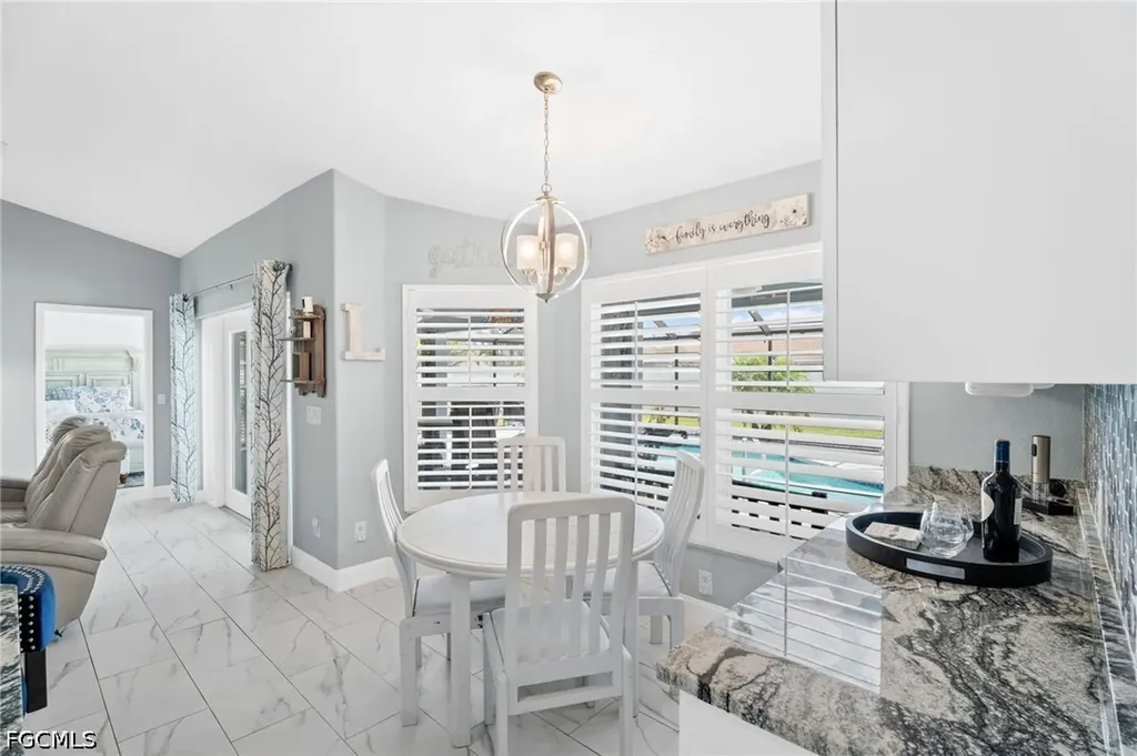 203 SE 14th Court Cape Coral FL 33990