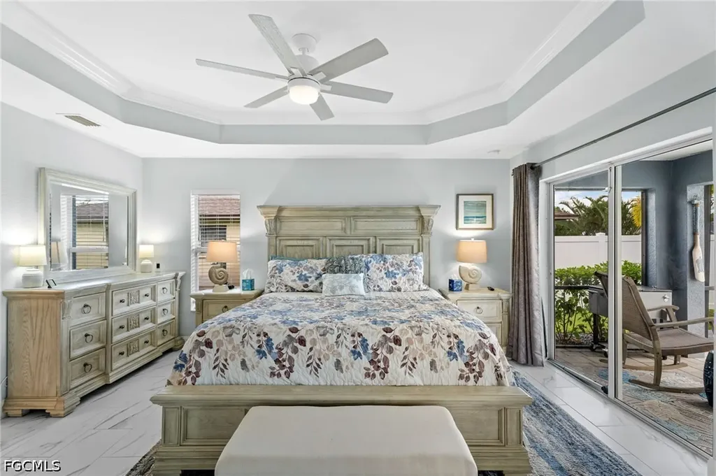 203 SE 14th Court Cape Coral FL 33990