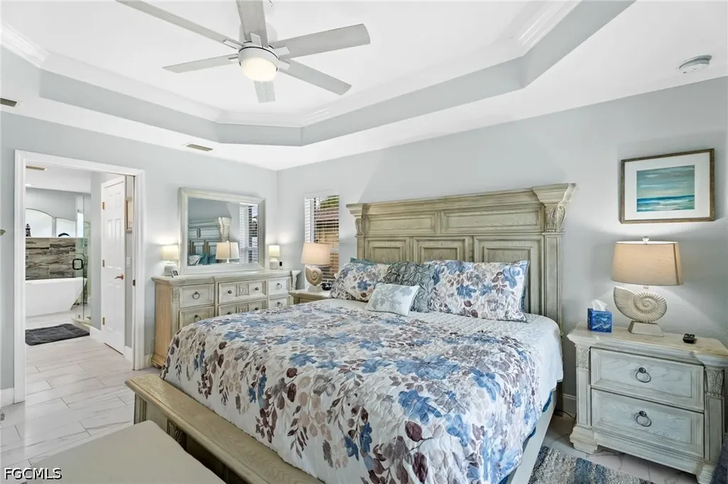 203 SE 14th Court Cape Coral FL 33990