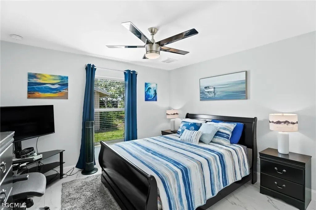 203 SE 14th Court Cape Coral FL 33990