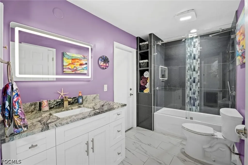 203 SE 14th Court Cape Coral FL 33990