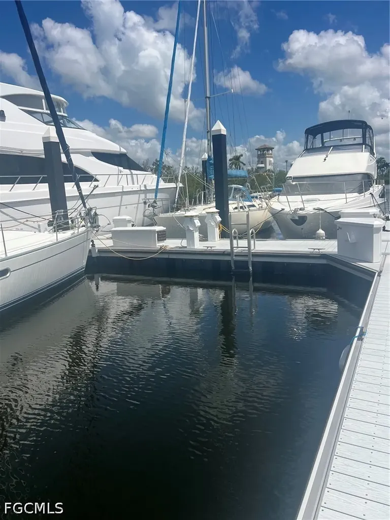 38' Boat Slip I-10 Gulf Harbour Marina Fort Myers FL 33908