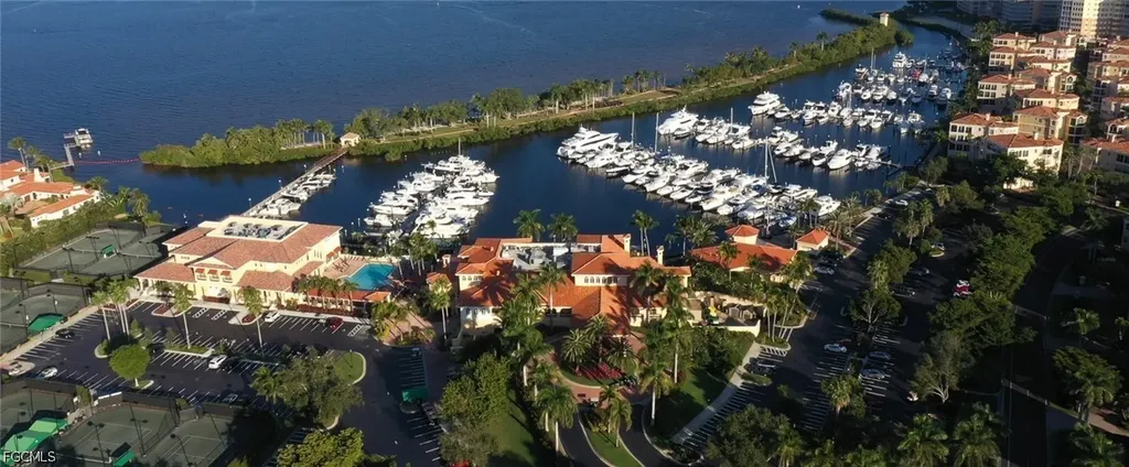 38' Boat Slip I-10 Gulf Harbour Marina Fort Myers FL 33908