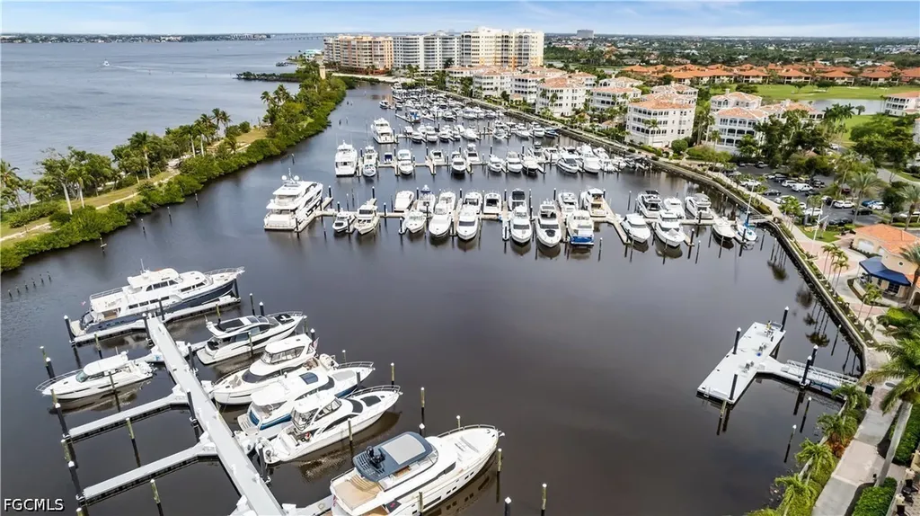 38' Boat Slip I-10 Gulf Harbour Marina Fort Myers FL 33908