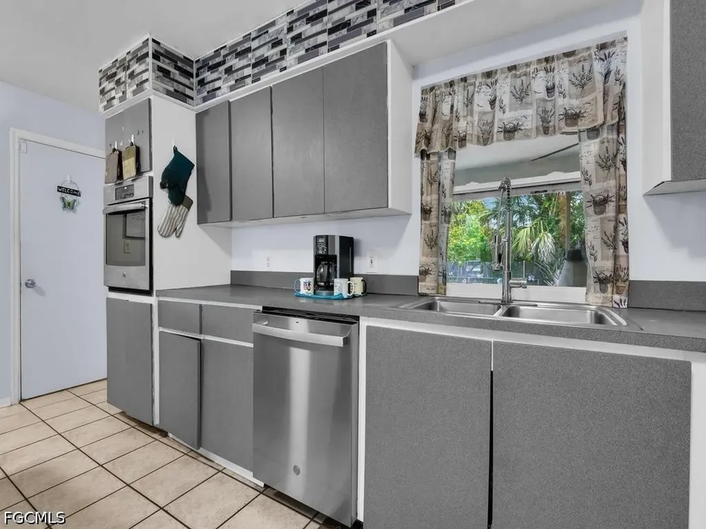 17413 Homewood Road Fort Myers FL 33967