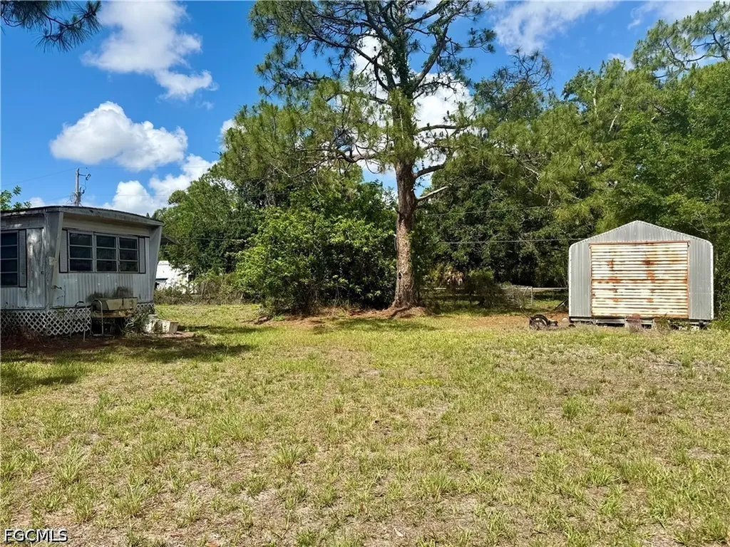 8270 Ebson Drive North Fort Myers FL 33917