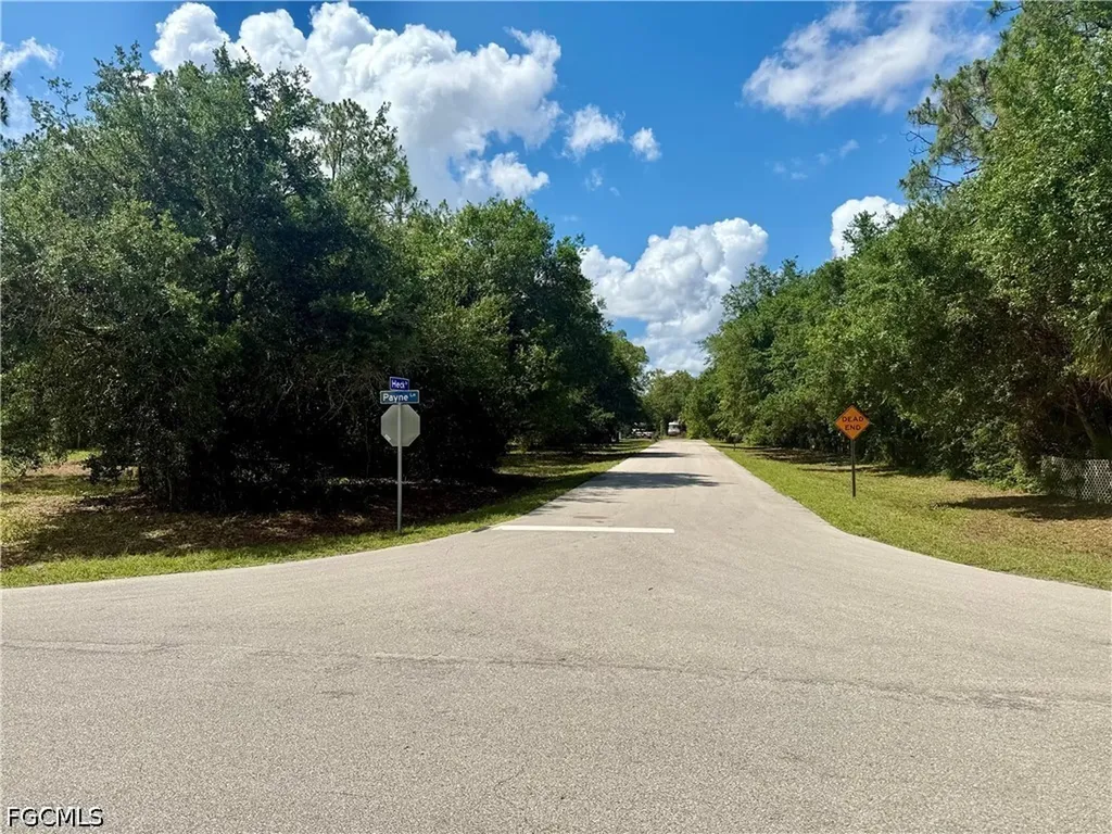 8270 Ebson Drive North Fort Myers FL 33917