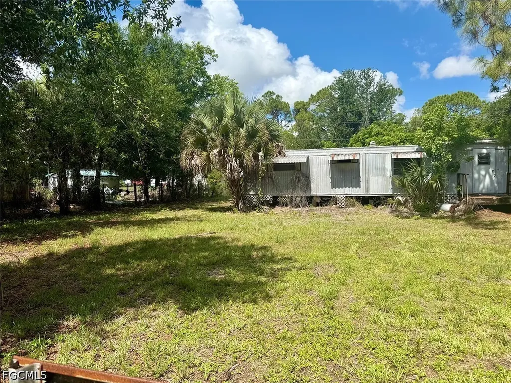 8270 Ebson Drive North Fort Myers FL 33917
