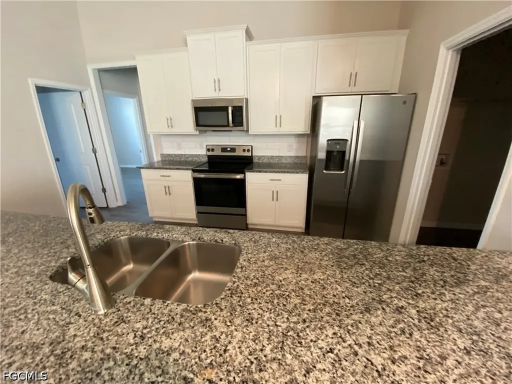 2000 NW 7th Avenue Cape Coral FL 33993