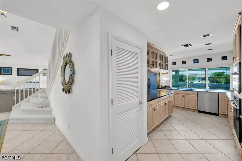 9007 Mockingbird Drive Sanibel FL 33957
