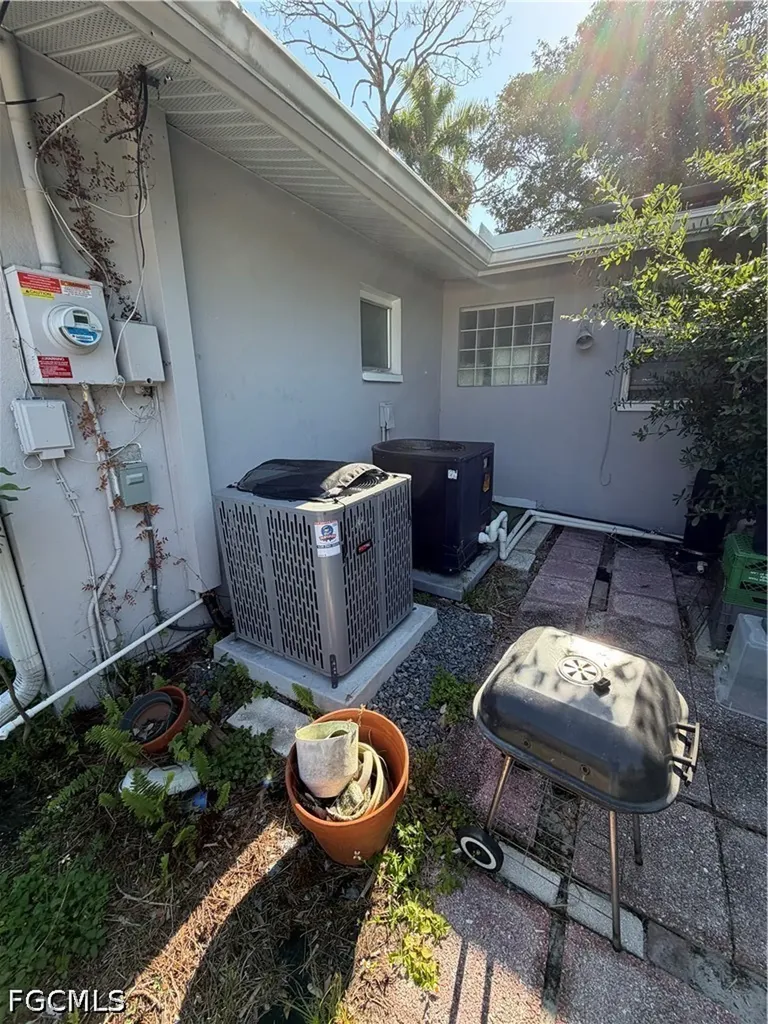 1873 Winkler Avenue Fort Myers FL 33901