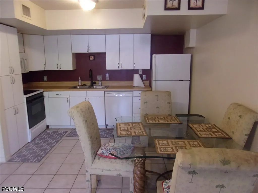 4728 Orange Grove Boulevard North Fort Myers FL 33903