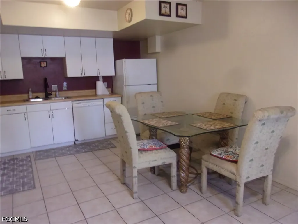 4728 Orange Grove Boulevard North Fort Myers FL 33903