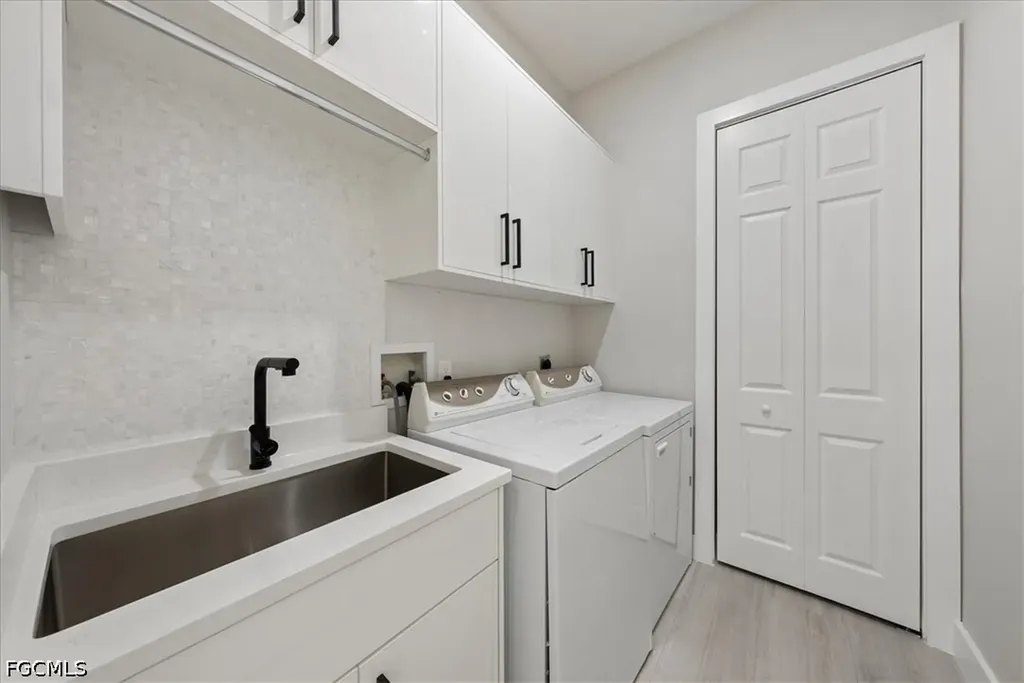 12800 Treeline Court North Fort Myers FL 33903