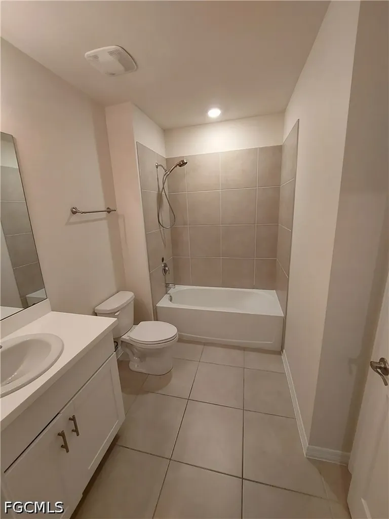 326 SW 24th Place Cape Coral FL 33991